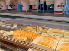 -红星前进面包牛奶公司(君太店)