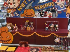 -泡泡玛特POPMART(黄岛新城吾悦店)