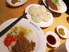 -凤起龙游老面包子(凯德晶品店)
