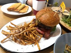 -HELLO 27 意面·沙拉·帕尼尼