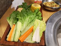 蔬菜拼盘-姜虎东白丁烤肉(苏州中心店)