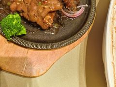 -八府香鸭·啫啫煲(华山路店)