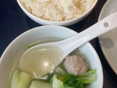 -湖畔鲁菜·二十年老字号餐厅(大明湖店)