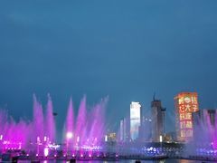 -东港音乐喷泉广场