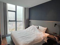 -珠海拱北口岸智选假日酒店