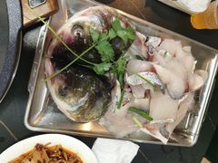 -秦巴石锅鱼