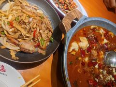 干锅黄山笋-龙梅肥肠鱼(明瓦廊店)
