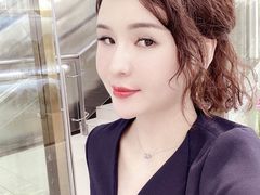 -LAQUEEN 时尚健康假发(万象城总店)