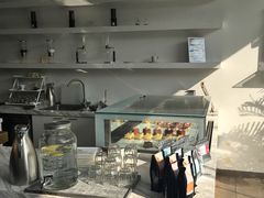 -UNI UNI(环亚凯瑟琳店)