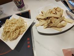 -黄记煌三汁焖锅(新佳丽江汉路店)