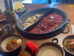 -萍姐火锅·公路夜市(武汉首店)