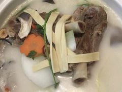 -拾味馆·浓鲜骨汤(光谷天地店)