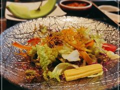 -铭牛烧肉·和牛海鲜自助(高新月牙湖店)