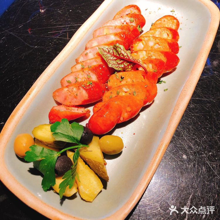 杭州氛围感💯西餐厅——EATA牛肉酒廊