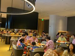 -涨巢·潮玩水疗局