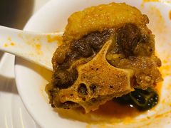 招牌番茄牛尾汤-一哥澳门豆捞·澳门风打边炉(高德置地店)