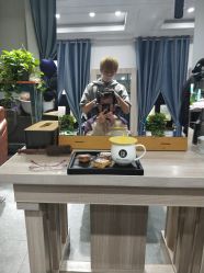 -泽璞堂美发沙龙