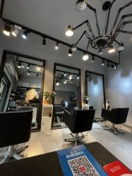 -G.O.T salon