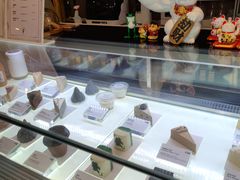 -Fridi Patisserie Cafe