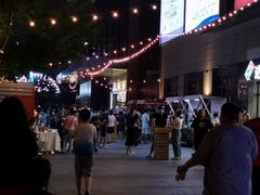 -绿地风尚天地广场