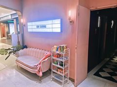 -极光点播影院(天一广场国购店)