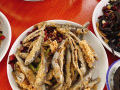 -丹水桥地锅鱼·翘嘴鲌·地方特色全鱼宴(丹江口大坝店)