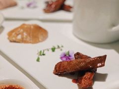 盐水鸭拼熏鲳鱼-民国红公馆·秦淮八艳(夫子庙店)