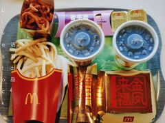 -麦当劳(展览路店)