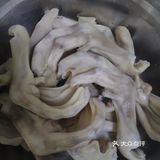 无敌好吃到爆的酸萝卜鸭爪汤