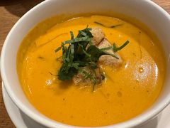 -ROAST coffee & eatery