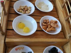 金榜过桥米线-桥香园过桥米线(国贸店)