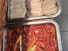 -洱火云南酸菜牛肉火锅(石景山当代商城店)