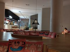 -涨巢·潮玩水疗局