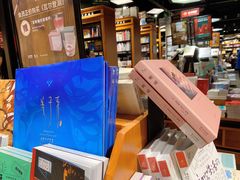 -西西弗书店&矢量咖啡(凯德晶萃广场店)