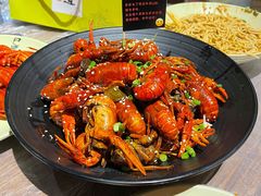 -巴厘龙虾·榜首油焖大虾(音乐学院·沿江酒馆店)