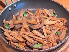 橄榄油三种菇-庆春朴门