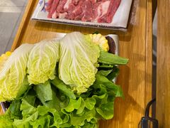 -毛辣果·贵州红酸汤牛肉火锅(西单店)