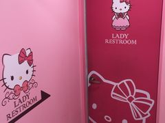 -Hello Kitty Cafe(弘大店)