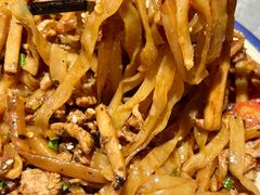 -威记烧嘢·南宁烧烤·超级生牛(绿地店)