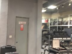 -上品折扣(回龙观店)