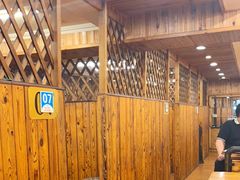 大堂-老东镇啤酒屋海鲜加工·蒸汽海鲜·海鲜烧烤(台东店)