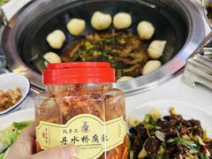 -丹水桥地锅鱼·翘嘴鲌·地方特色全鱼宴(丹江口大坝店)