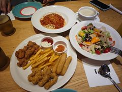 -菲滋意式餐厅(金华银泰城店)