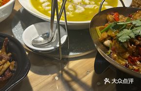 Hai Meizi Sour Cabbage Fish