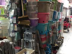 -利津路小商品批发市场