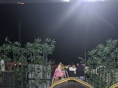 -潘先生平价海鲜城(神州半岛店)