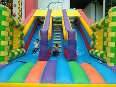 -蒙特利亲子乐园