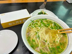 -杨记清芳牛肉拉面(宝龙广场店)