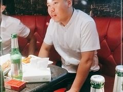 -依呀呀ktv烧烤小串(中山西路店)