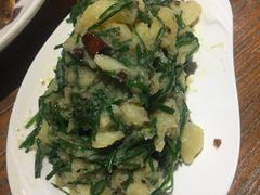 沙葱土豆泥-蒙亨·手把肉·蒙古包文化主题餐厅(天恒广场店)